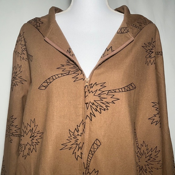 Anne Carson Woman Zip-Front Linen Hoodie in 3X with Palm Tree Graphic Print - Picture 1 of 14